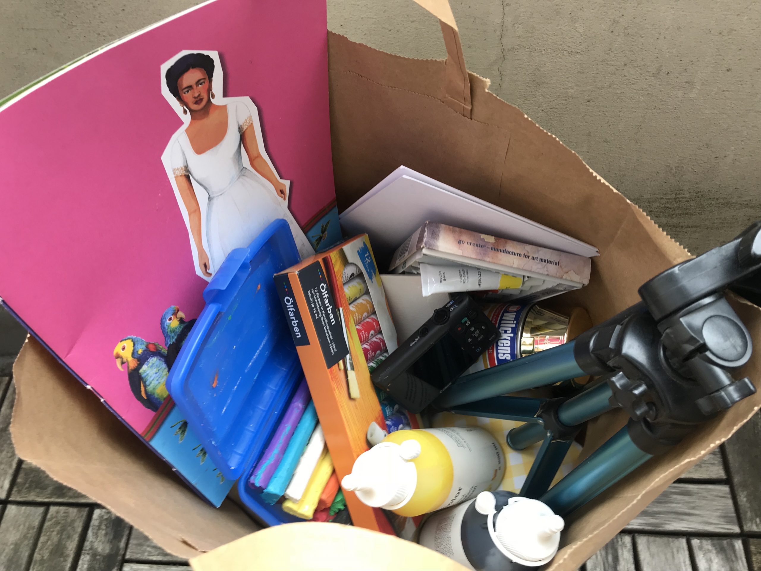 Kultur Care Pakete der LAG Kunst und Medien NRW e.V.